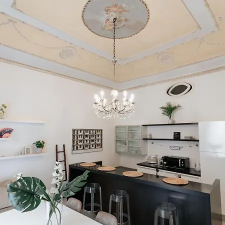 Four Luxury Art Apartment Palermo