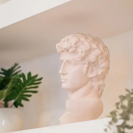 Apartment Four Luxury Art