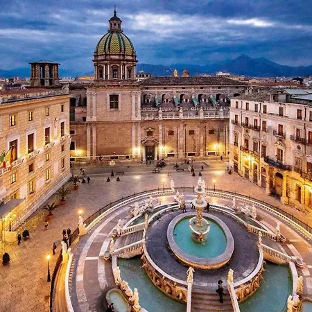 Four Luxury Art * Palermo